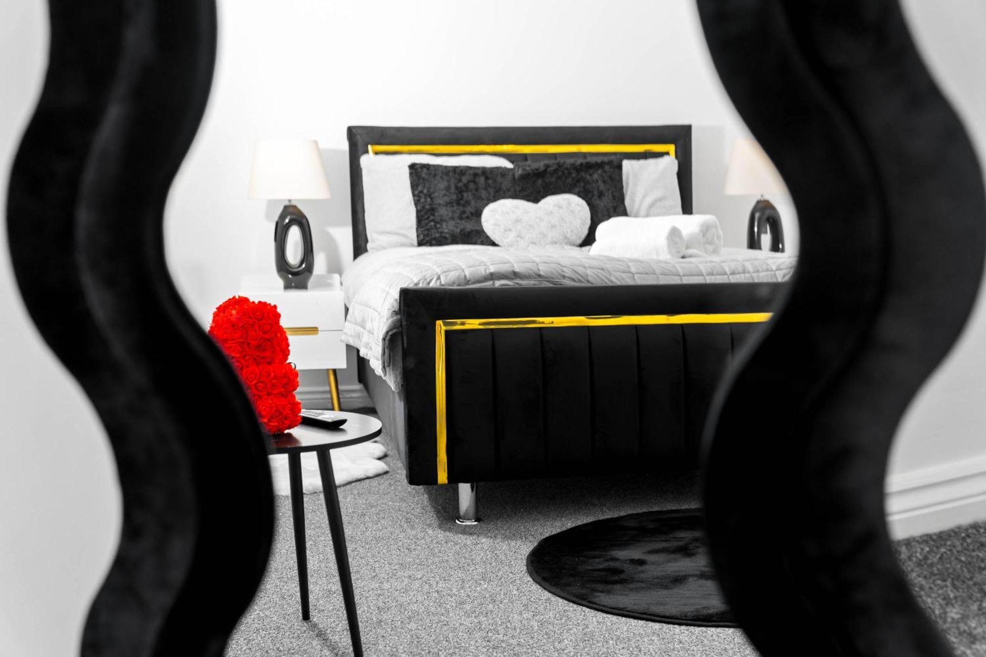 Harmony House 3 Bedroom New Build For Families, Contractors, Black Country Museum Sleeps 6 ทิปตัน ภายนอก รูปภาพ